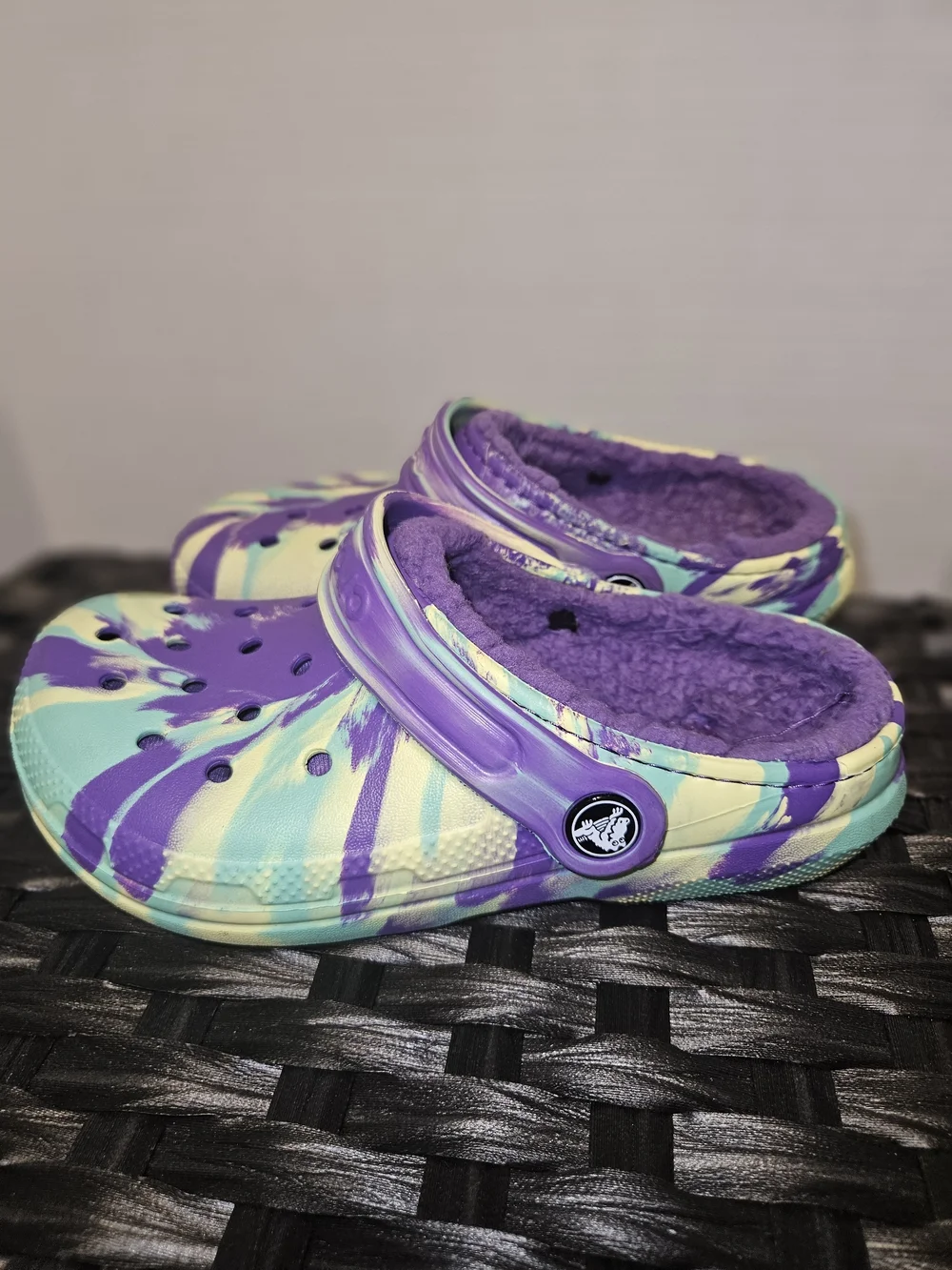 CROCS Kids Tie-Dye Purple, Teal & Yellow Fleece-Lined Clogs
